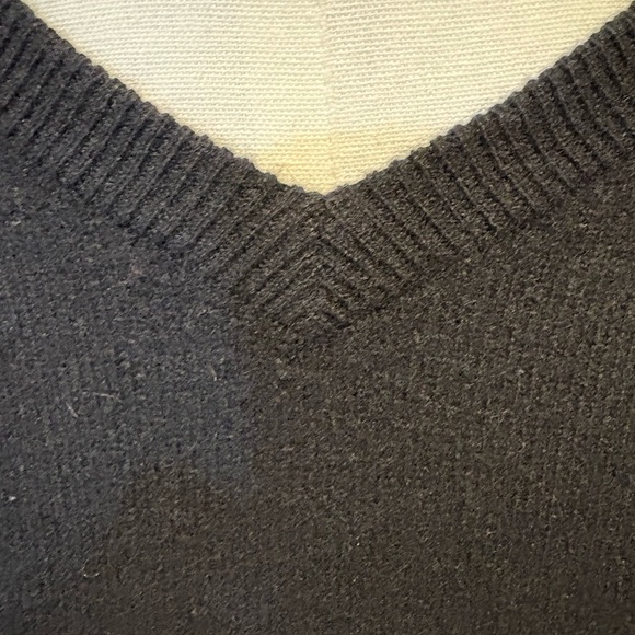 NWT Men’s Club Room Black V-Neck 100% Cashmere Sweater Sz Small Rtl $149 2-Ply - Picture 7 of 13